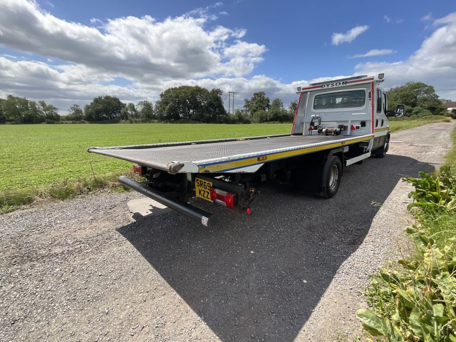 Iveco  Daily Crew Cab Tilt and Slide LHD