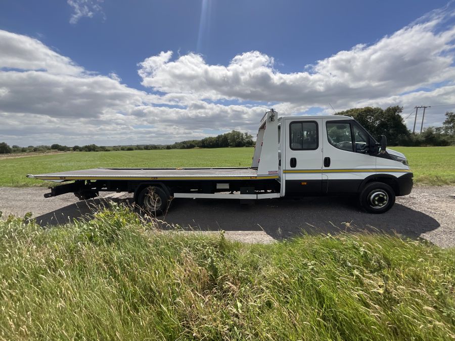 Iveco  Daily Crew Cab Tilt and Slide LHD