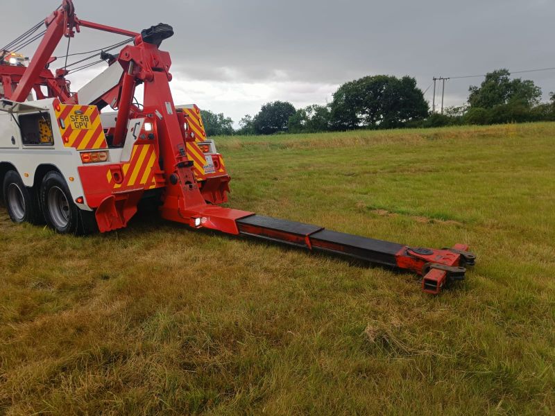 Volvo  FM Underlift Heavy Recovery 