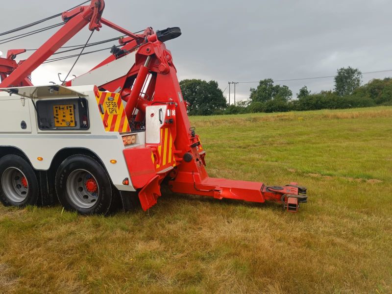 Volvo  FM Underlift Heavy Recovery 