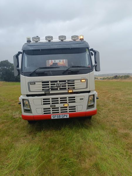 Volvo  FM Underlift Heavy Recovery 