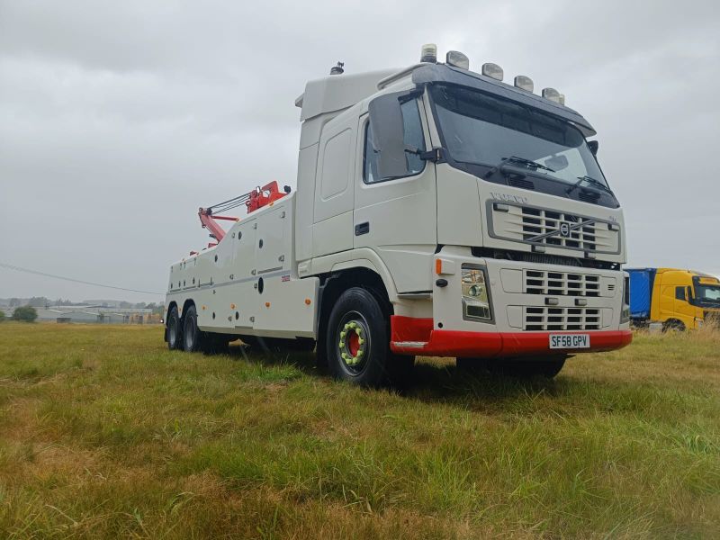 Volvo  FM Underlift Heavy Recovery 